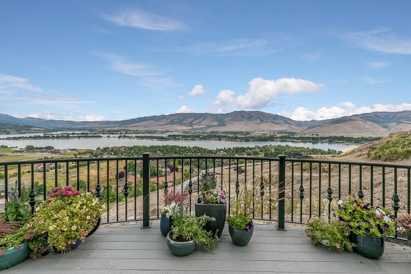 Decorative Railing with Artistic Painting